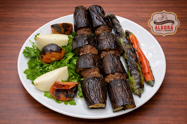 Patlıcanlı Kebap