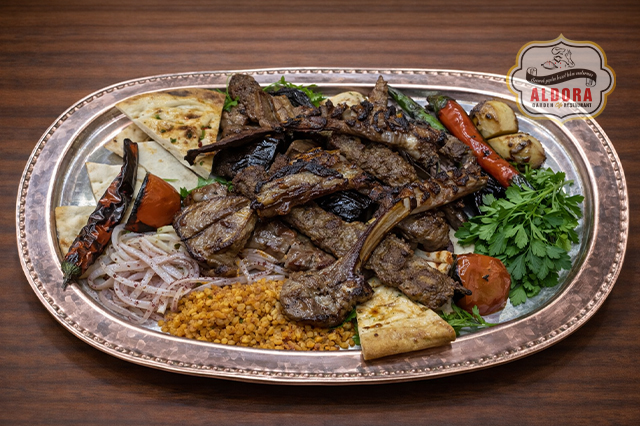 Karışık kebap (tavuksuz)